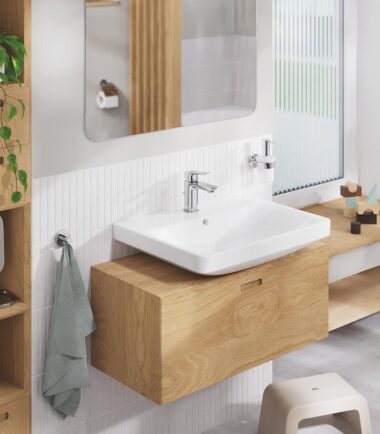 СМЕСИТЕЛ ЗА УМИВАЛНИК GROHE CUBEO S-РАЗМЕР 10 169 40000